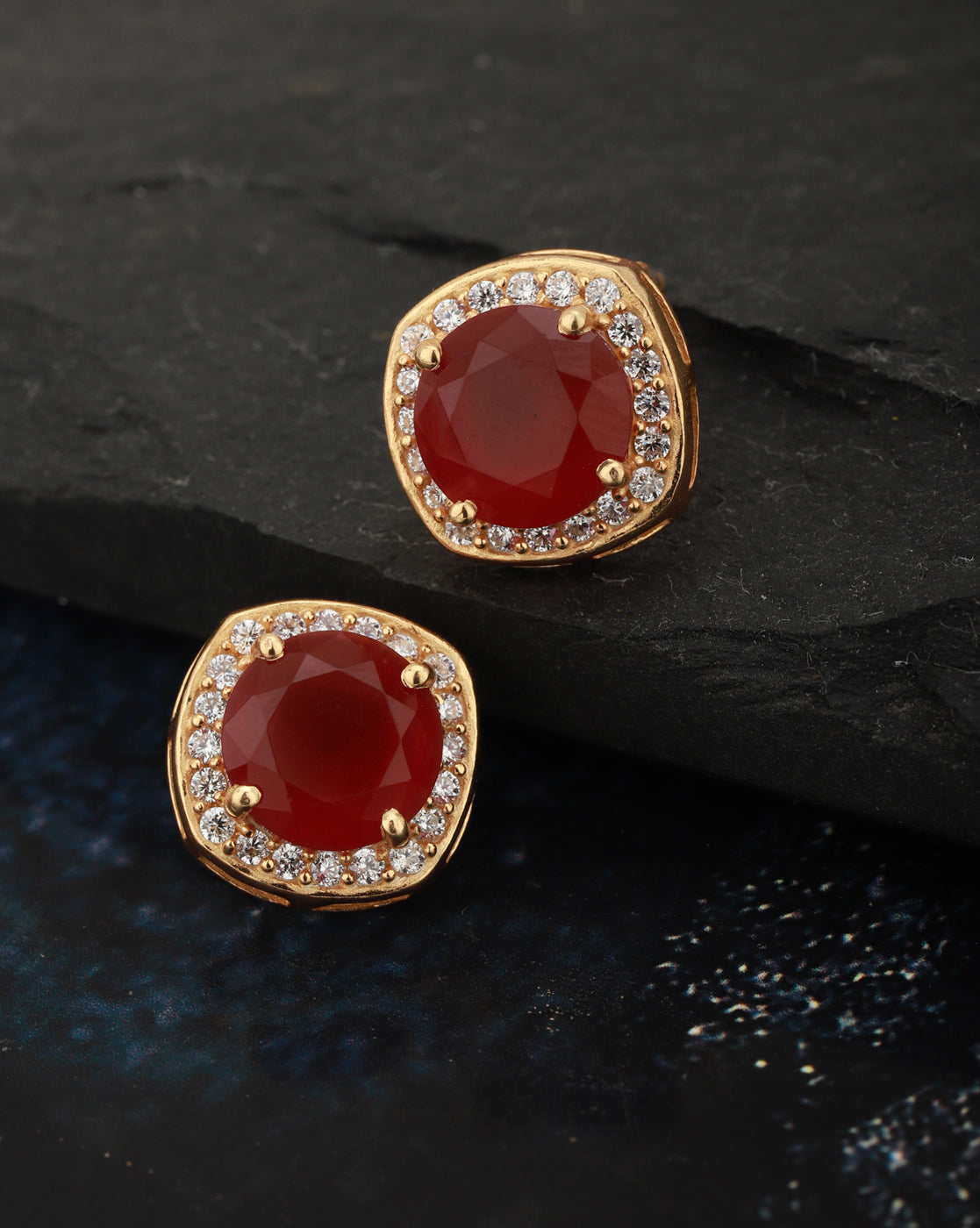 Buy CRUNCHY FASHION Ethnic Gold-Plated Jadau Red Kundan Long Pearl Earrings  Jhumka earrings Online at Best Prices in India - JioMart.